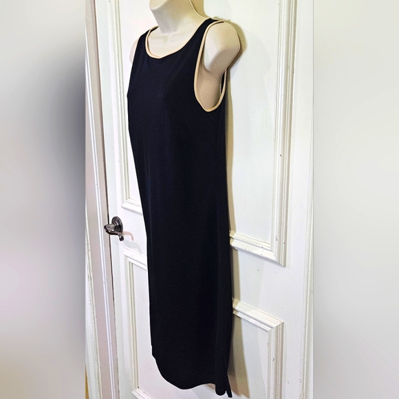 Ann Taylor Sleeveless Black with Beige Trim Midi Dress, Size 6 - Picture 9 of 15